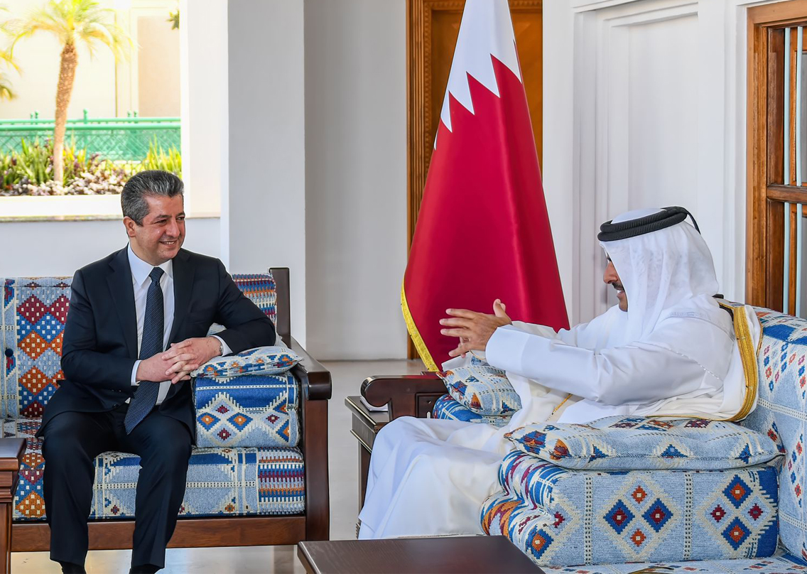 PM Masrour Barzani (left) during his meeting with Qatari Emir Tamim bin Hamad al-Thani, Feb. 16, 2022. (Photo: KRG)